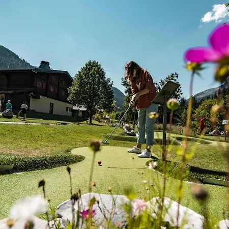Josephine Cet Ete Multi-pass Offert Châtel